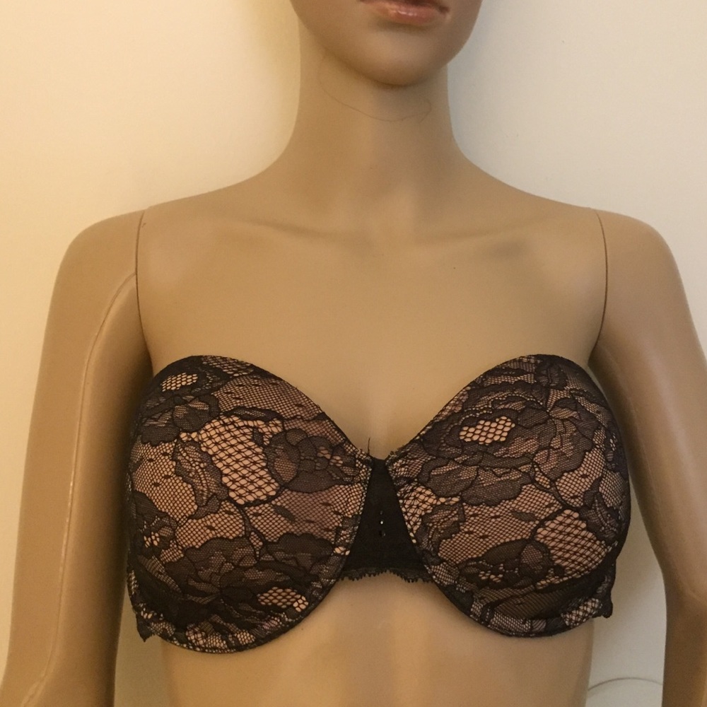 34DD Strapless Victoria Secret Bra